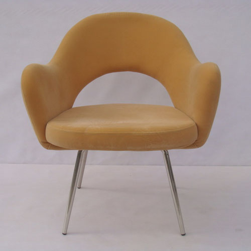 Replica Executive Chair by Eero Saarinen