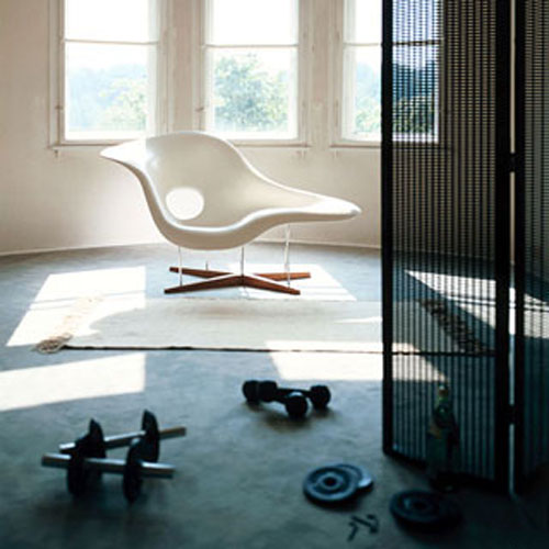 Eames La Chaise