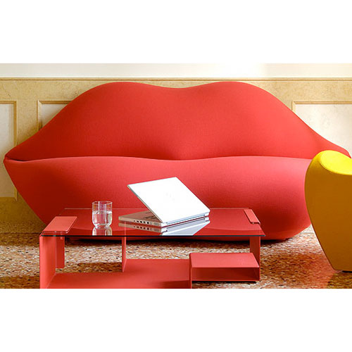 Bocca sofa