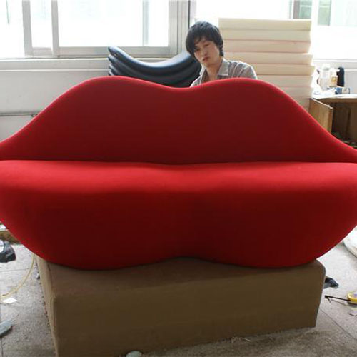 Bocca sofa