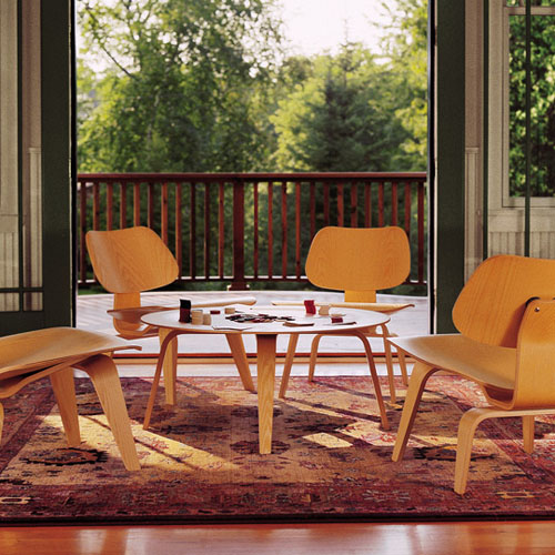 Eames plywood lounge chair